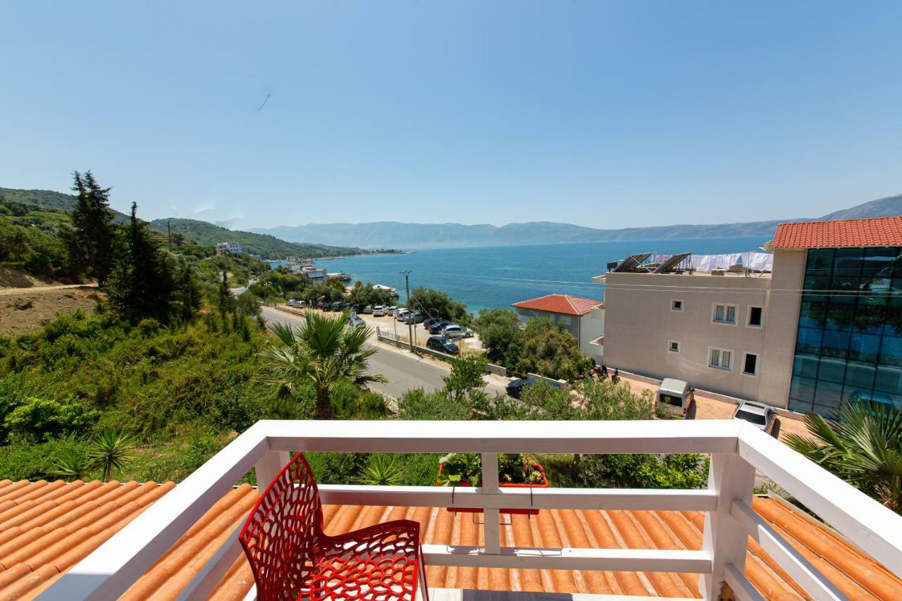 Hotel Roi Radhimë Esterno foto